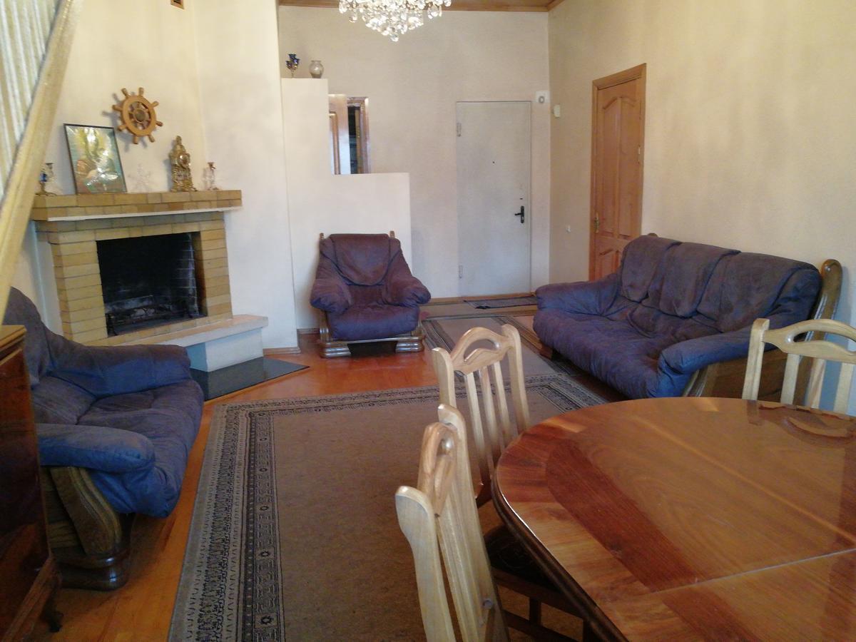 Apartment Georgy バトゥーミ エクステリア 写真