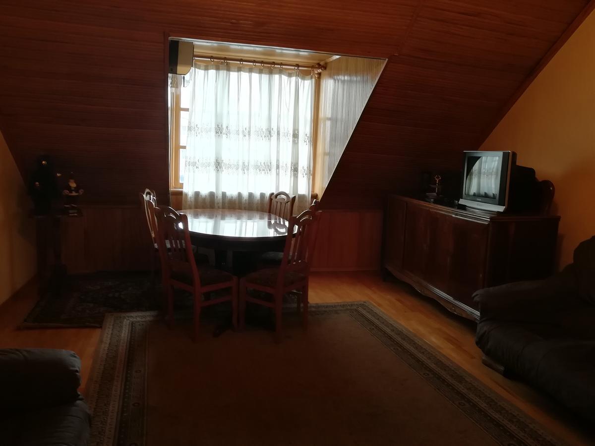Apartment Georgy バトゥーミ エクステリア 写真