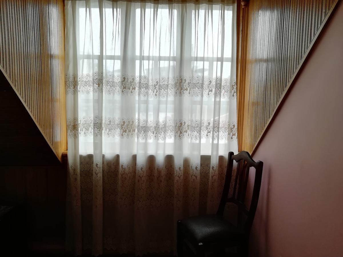 Apartment Georgy バトゥーミ エクステリア 写真