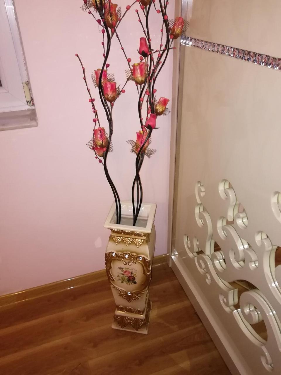 Apartment Georgy バトゥーミ エクステリア 写真